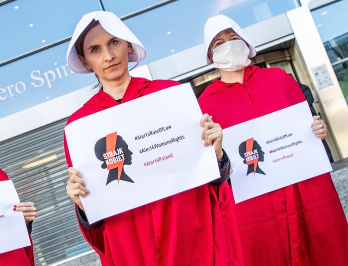 Spurek w Strasburgu pochwaliła PiS za ochronę kobiet. Dostało się Komisji Europejskiej