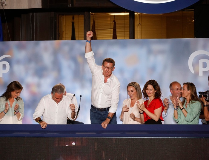 Centroprawica sięga po władzę w Hiszpanii. Lewica zablokuje votum zaufania?