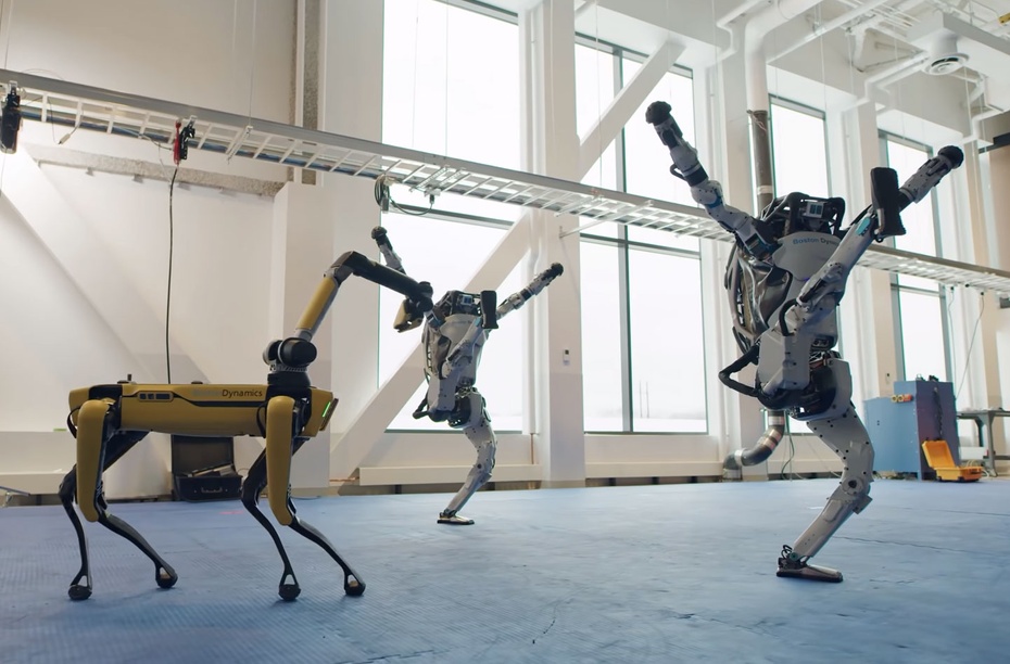 Kadr z filmu "Boston Dynamics"pokazującego taniec robotów.