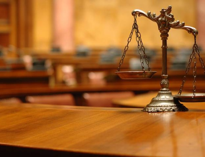 Kiedy wali się porządek państwowo-prawny czas na Międzynarodowy Trybunał Praworządności