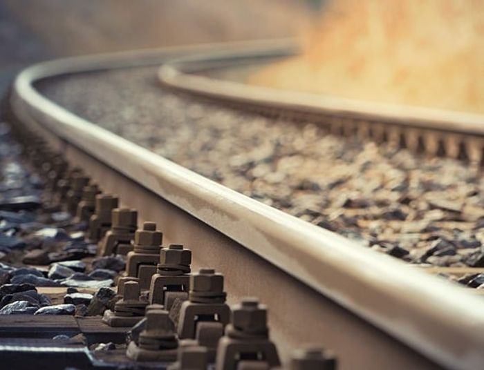 Gospodarka na złych torach? Produkcja przemysłowa w Polsce leci na łeb na szyję