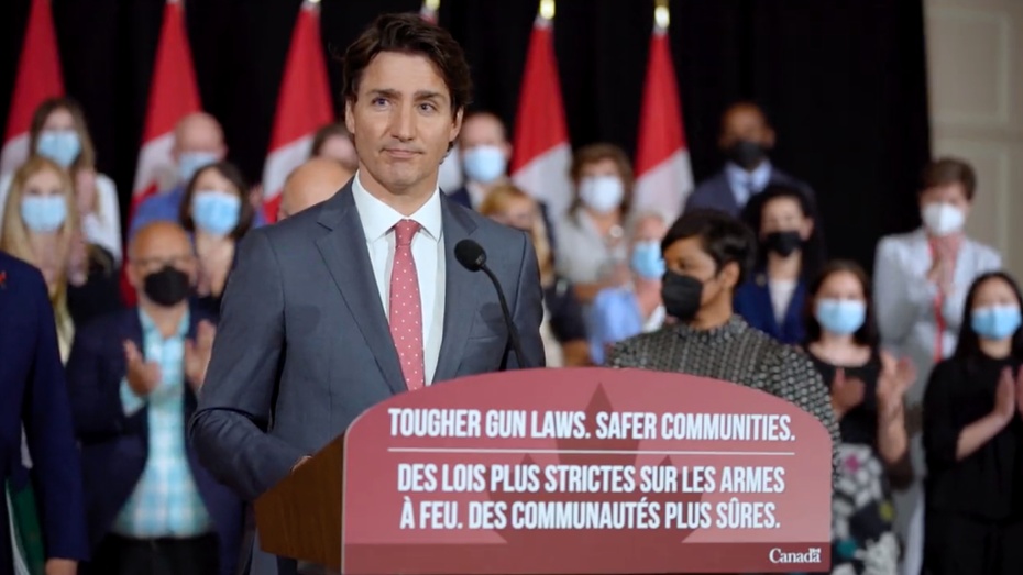 Premier Kanady Justin Trudeau zaproponował zamrożenie posiadania broni krótkiej na terytorium tego kraju. Oznaczać to będzie także zakaz jej importu oraz sprzedaży. (fot. Twitter/Justin Trudeau)