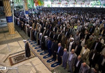 wspólna piątkowa modlitwa w Teheranie