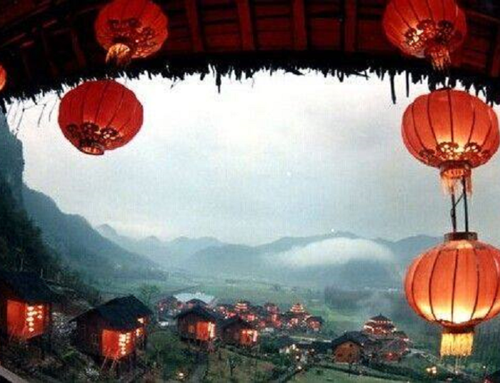 DWUNASTY DZIEŃ CHIŃSKIEGO NOWEGO ROKU