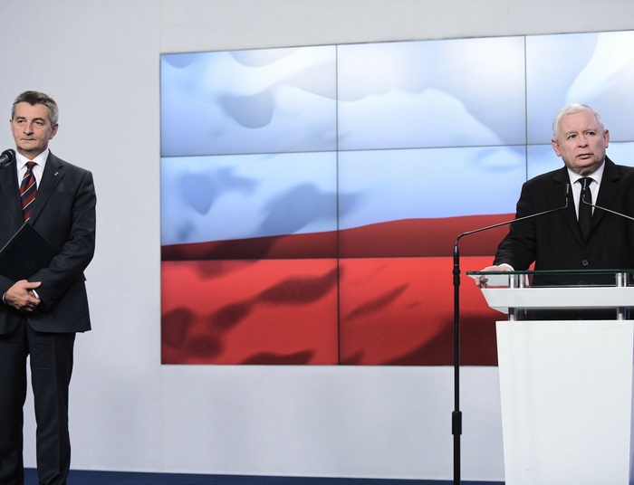 Kuchciński: Odchodzę ze stanowiska marszałka Sejmu. Konferencja z Kaczyńskim