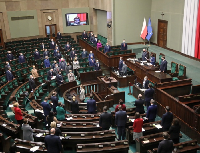 Kolejny problem dla PiS? W maju w Sejmie może powstać nowe koło poselskie