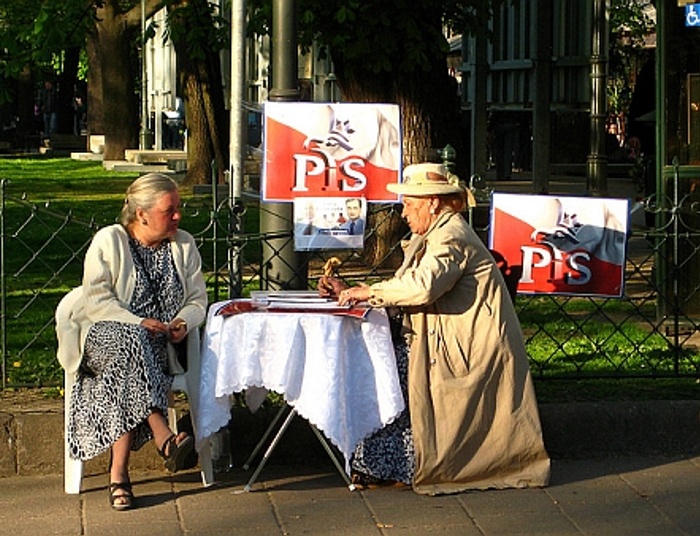 O umysłach prawicowych i antypolskiej psychozie