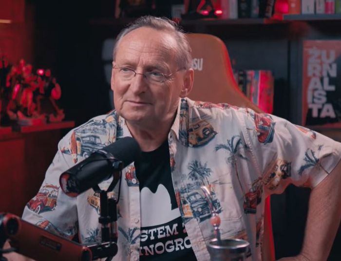 Cejrowski poszedł do Żurnalisty. Nagle wyciągnął sól i zaczął sypać