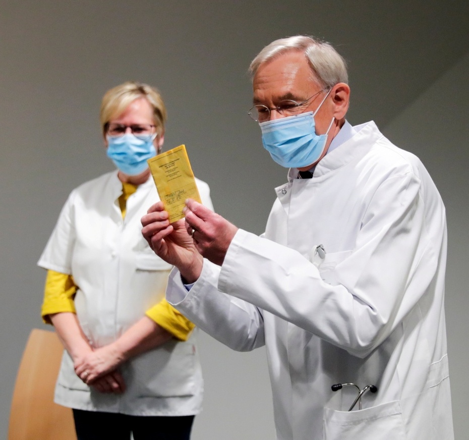 W ustawie ws. służby zdrowia będą zapisy o zaangażowaniu lekarzy w walkę z pandemią.