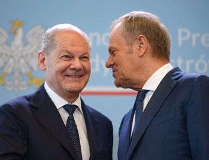 Kosiniak-Kamysz dostaje polską nagrodę, za tydzień Tusk- niemiecką, stąd jego złość