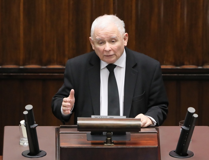 Kaczyński po Morawieckim. "Te zapowiedzi godzą w bezpieczeństwo Polski"