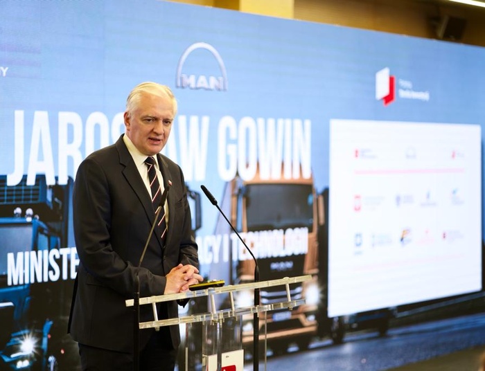 Prof. Konarski: Gowin odnajdzie się niebawem w innej konfiguracji politycznej