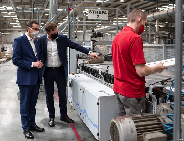 Rządowe inwestycje. Napędzą gospodarkę czy to topienie pieniędzy w blocie