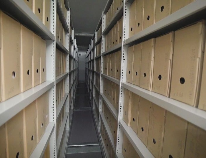 Esbecy ukrywali tajne dokumenty służb. Jest akt oskarżenia