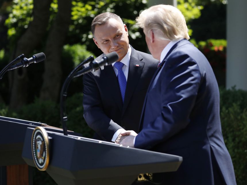 Spotkanie Andrzej Duda- Donald Trump. fot.  	PAP/EPA/SHAWN THEW / POOL