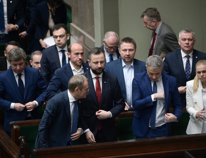 Prędzej czy później, koalicja Tuska się "samozaora"