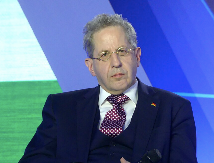 Był czołowym niemieckim politykiem. Teraz uznano go za prawicowego ekstremistę