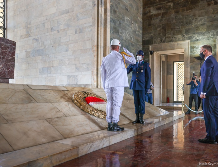 Wizyta Andrzeja Dudy w Turcji. Danuta Hübner się skompromitowała