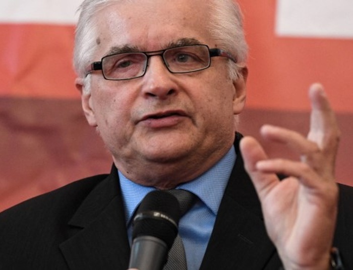 Parlament Europejski uchylił immunitet Włodzimierzowi Cimoszewiczowi