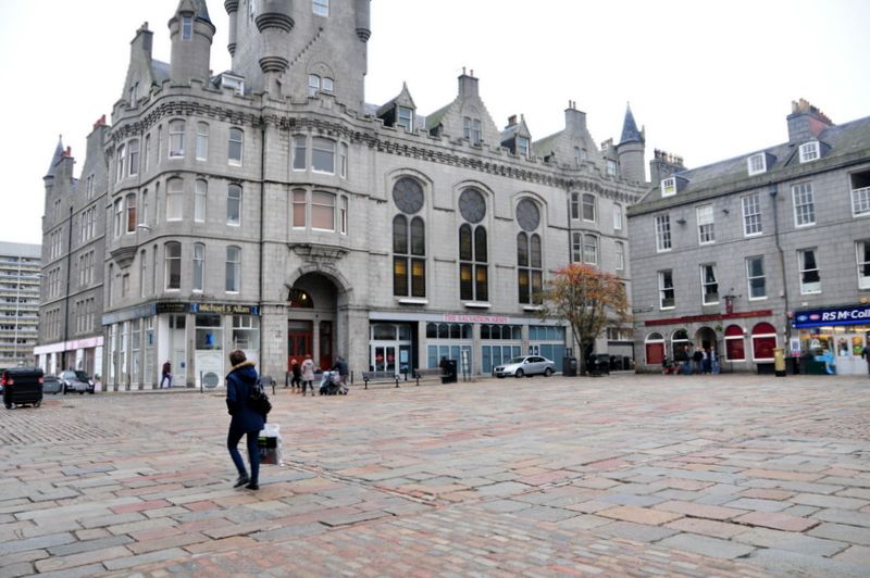 Cytadela Armii Zbawienia. Budynek wzorowany na Zamku Balmoral