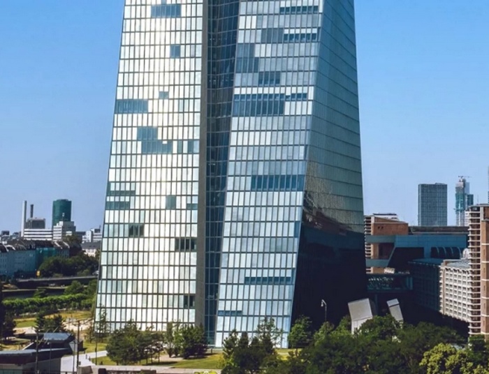 EBC nie podniesie stóp procentowych przez 5-6 lat