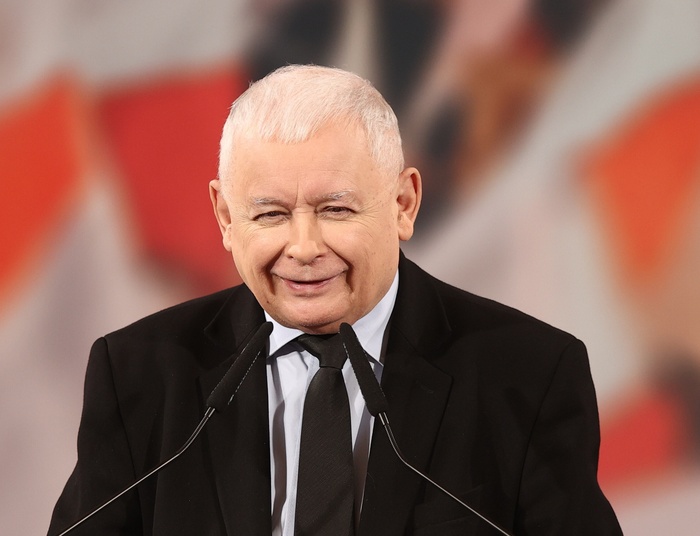 Kaczyński bije się w piersi. ZUS za wysoki, a NCBiR "finansował brudne interesy"
