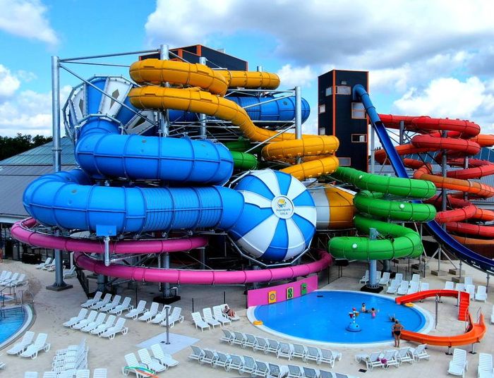 Aquapark dla dzieci nie dla najmłodszych. I jeszcze się tym chwalą