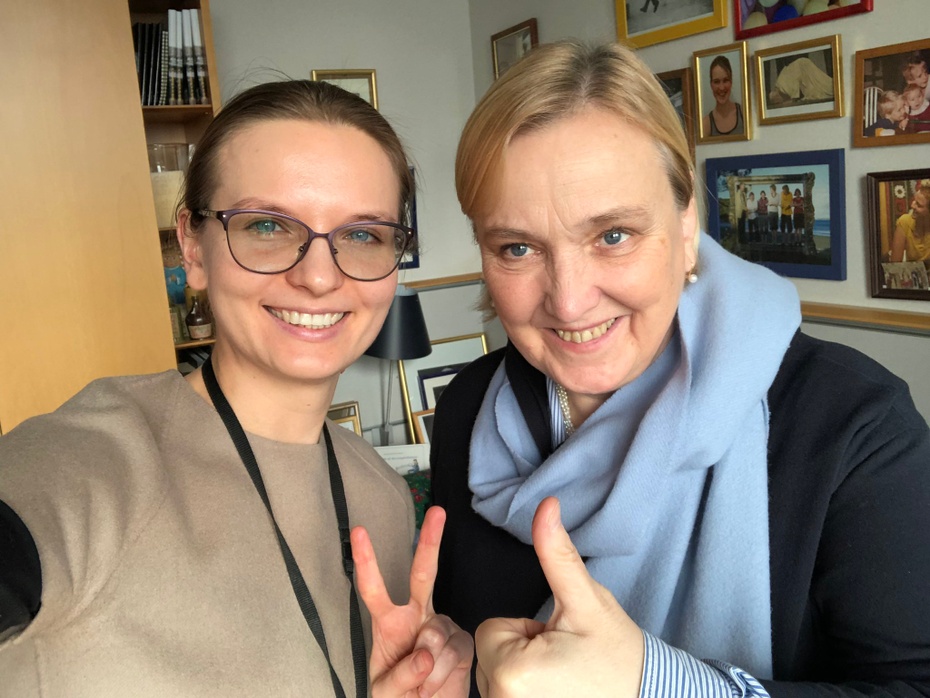 Ludmiła Kozłowska i Róża Thun, europosłanka PO. Fot. Twitter/@LyudaKozlovska