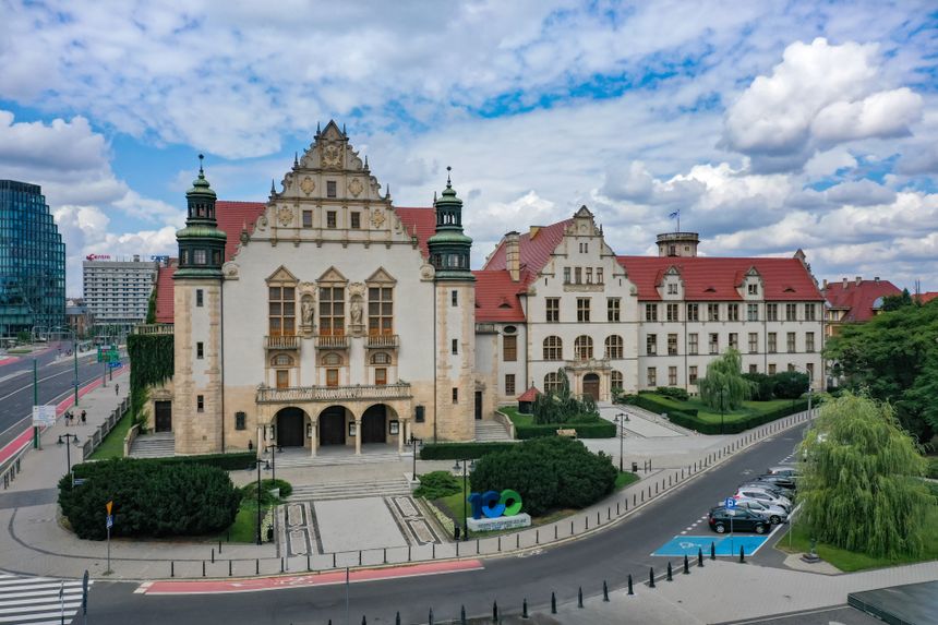 Uniwersytet Adama Mickiewicza w Poznaniu. fot. Wikimedia