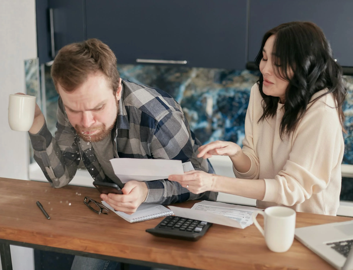 Za sprzedaż mieszkania mają oddać skarbówce 100 tys. zł. W tę pułapkę wpadły tysiące osób