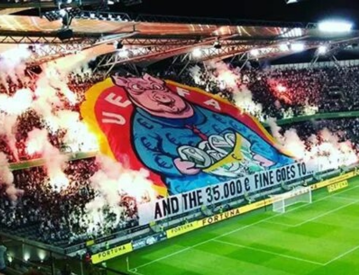 Jestem dumny z bycia Warszawiakiem.