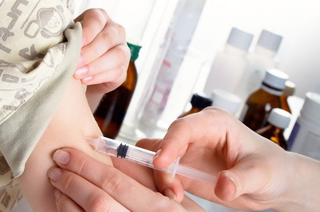 W czerwcu w szkołach rozpocznie się akcja informacyjna na temat szczepień.