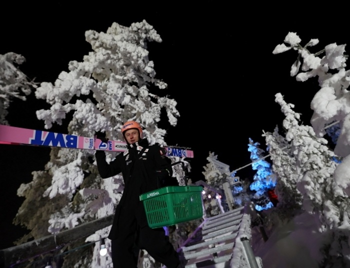 Kubacki i spółka przypinają narty!