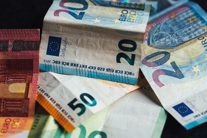 Miliardy euro popłynęły do Polski z KPO. Wyszedł przelew