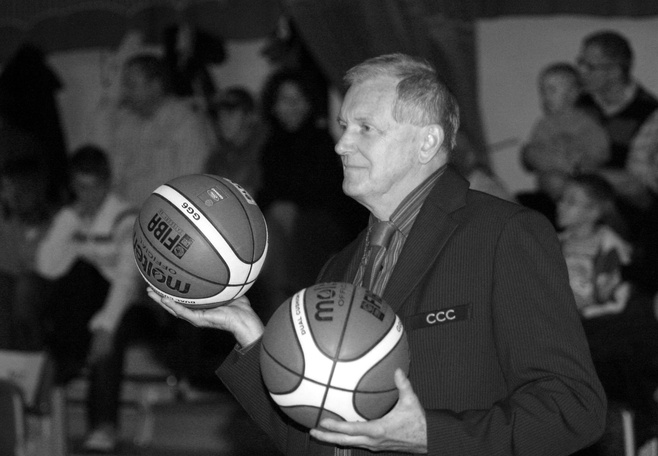 Andrzej Nowakowski (1940-2012).