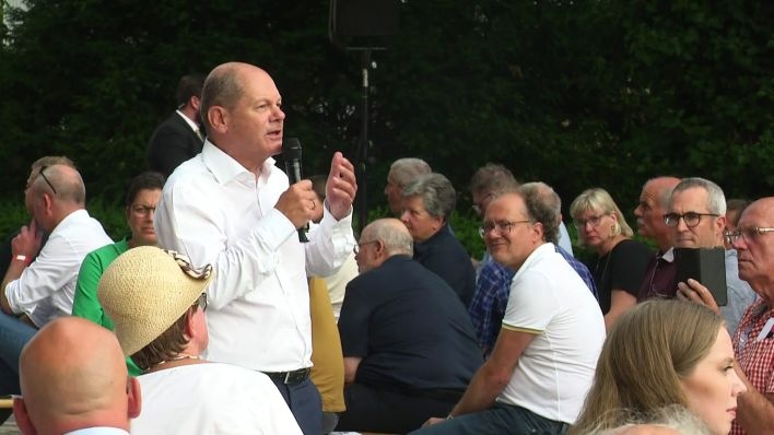 Kanclerz Olaf Scholz podczas spotkania w Neuruppin, fot. Twitter