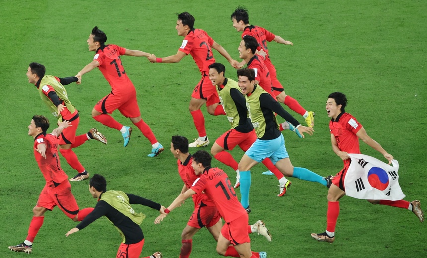 Korea Południowa awansuje do 1/8 finału. Źródło: EPA/YONHAP SOUTH KOREA OUT