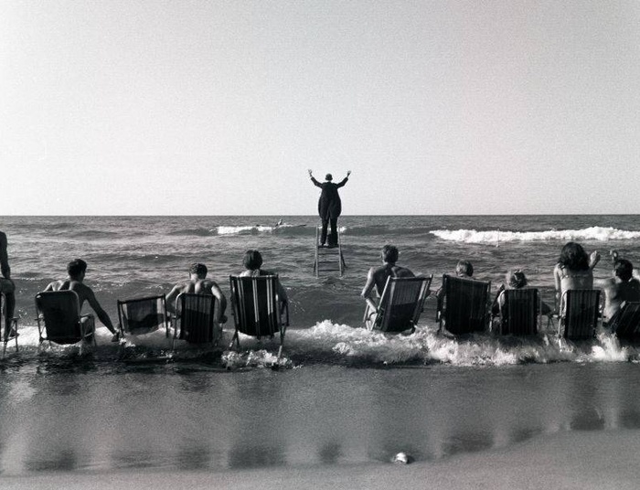 Należy zatapiać łodzie szmuglerów