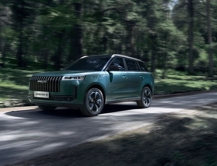 Komfortowy suv z dużym zasięgiem. JAECOO 5 zaskoczy kierowców