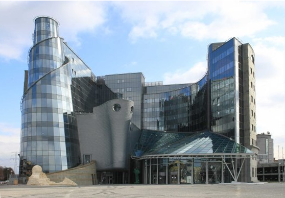 Budynek Telewizji Polskiej, fot. Wikimedia Commons