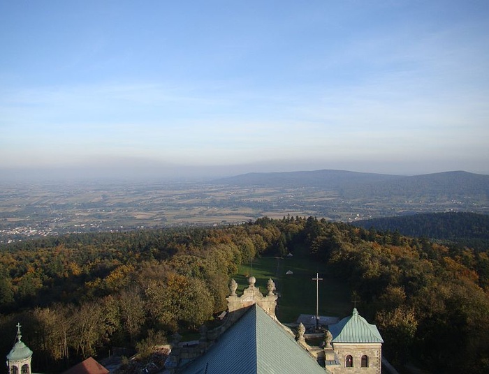 Po stu latach Święty Krzyż ponownie z wieżą
