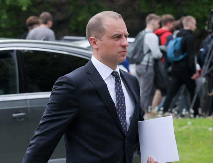 Szatkowski odpowiada na ostre zarzuty. "Pracuję już z prawnikami"