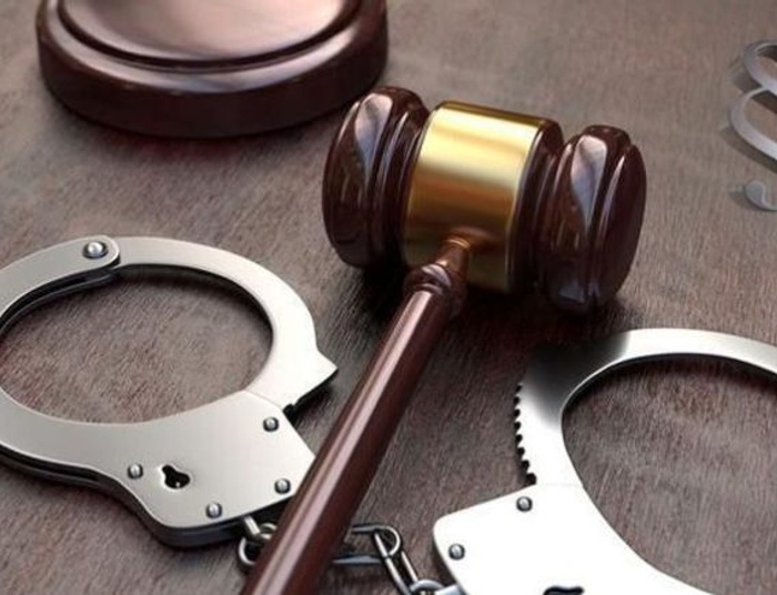 Patologie władzy sądowniczej - nie da się leczyć gangreny pudrem