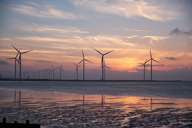 Grupa Orlen: Ruszyła budowa bazy serwisowej dla farmy wiatrowej Baltic Power. Fot. Pixabay / zdjęcie ilustracyjne