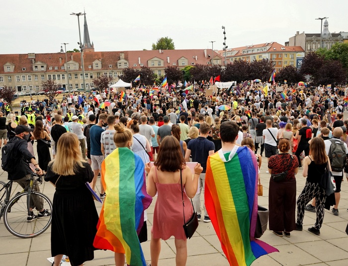 Dylematy z LGBT: z kim „Margot” ma siedzieć w celi i co RNŚ ma z tym wspólnego?