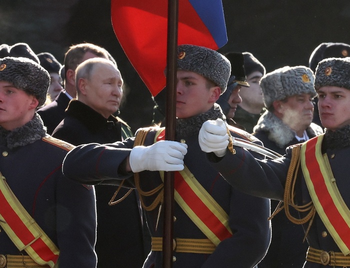 O najważniejszym pytaniu miesiąca, czyli: jak bardzo W. Putin lubi mołdawskie wina?