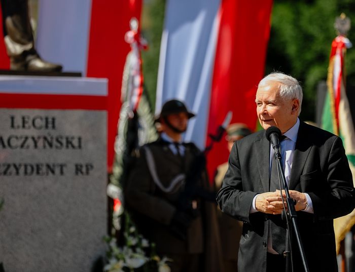 O budowaniu mostów przez PiS. Odpowiadam blogerowi Sefarerowi…