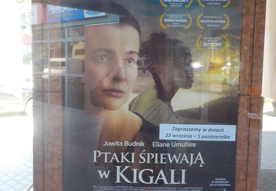 E. Zagrodzka Plakat do filmu " Ptaki śpiewają w Kigali".