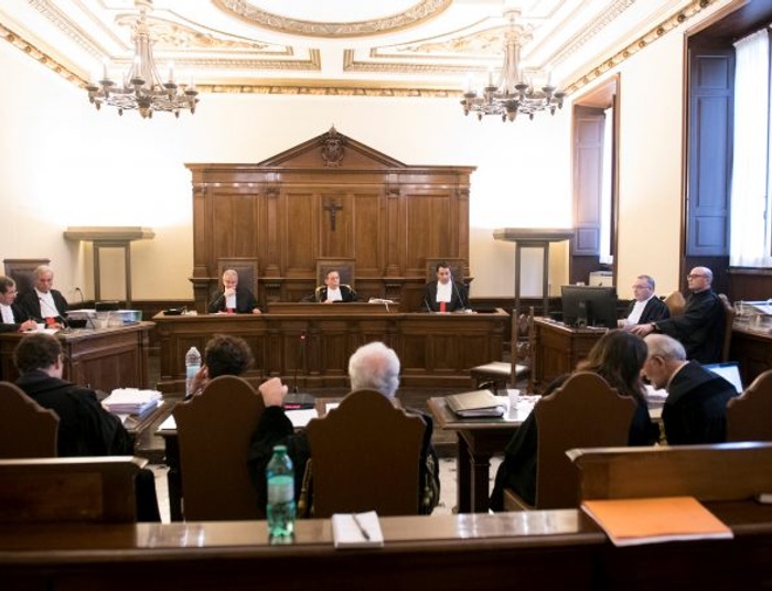 Ks. prof. Oko papież Franciszek jest oszukiwany...