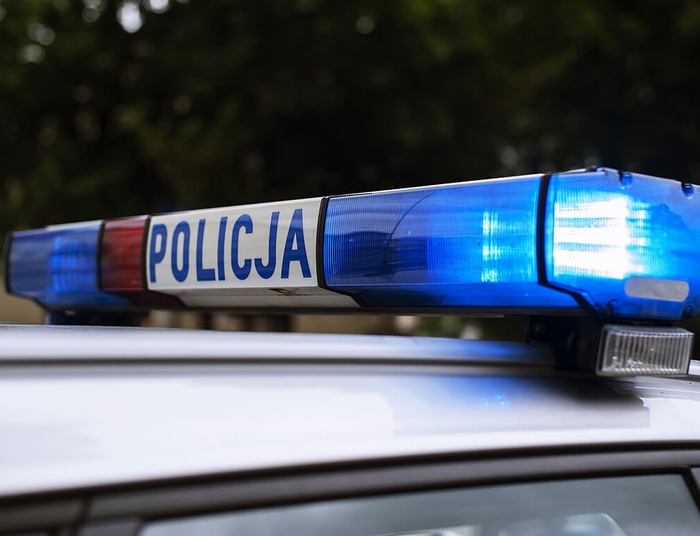 Rzucił jajkiem w samochód z Kaczyńskim. Policja wie, kto był sprawcą